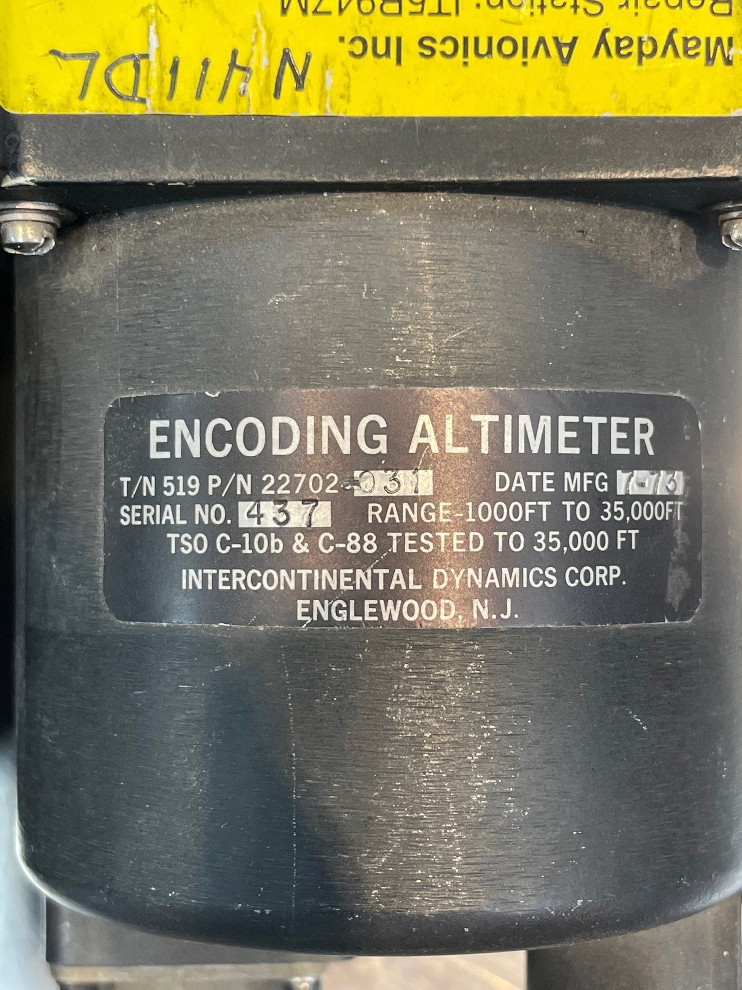 519-22702-031 - Encoding Altimeters - Lot of 1