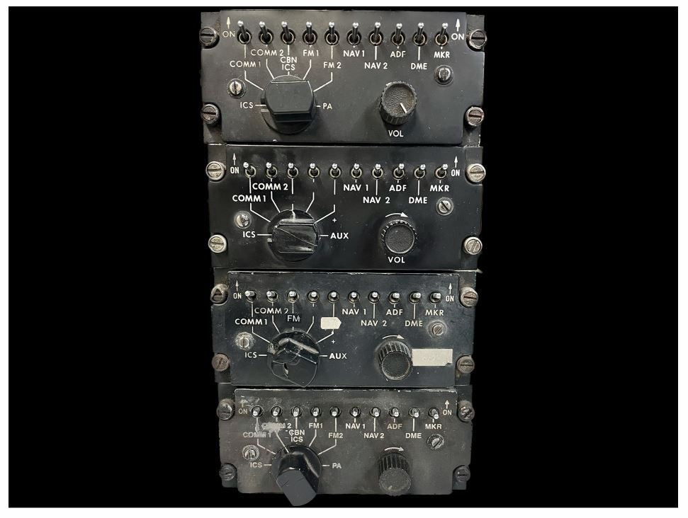 A301-6W ICS Box - Lot of 4 – Westcan Aircraft Auction