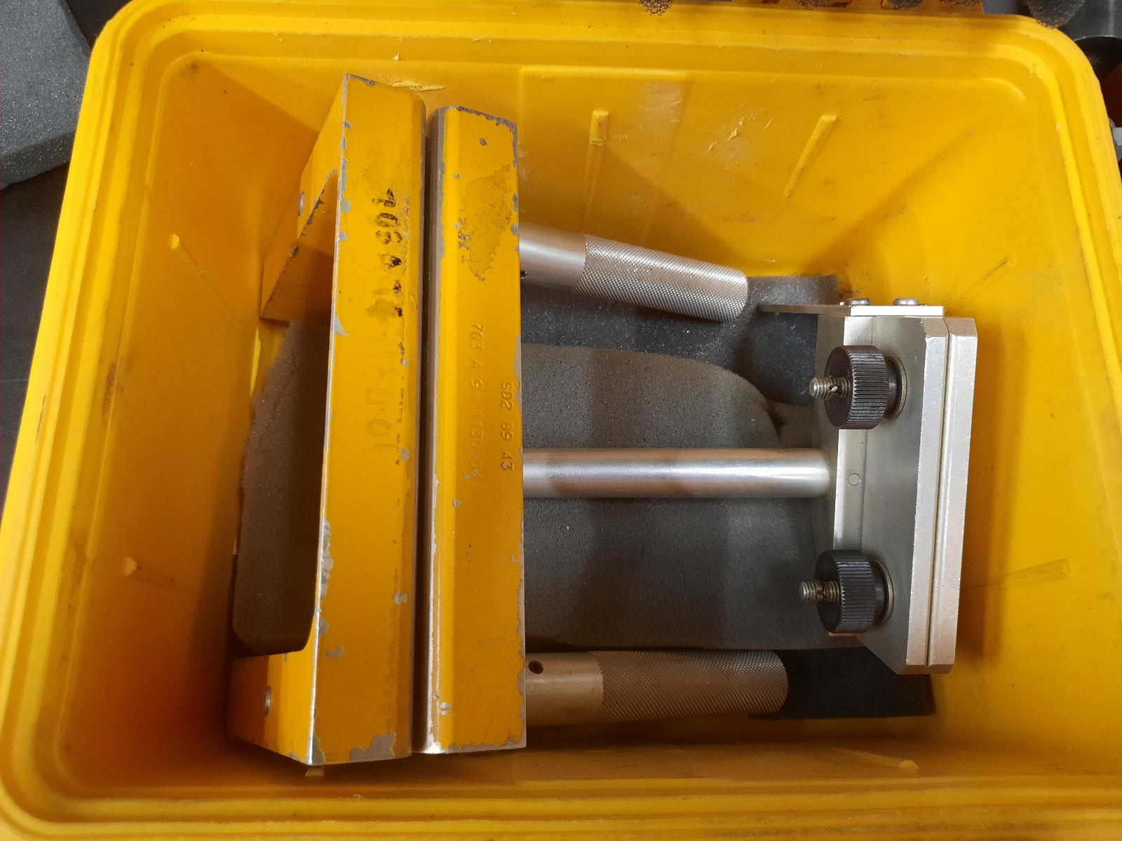 70394-1130-01 Blade trim tab – Westcan Aircraft Auction